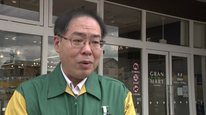 忌避剤を導入しているグランマート泉店・高橋誠店長