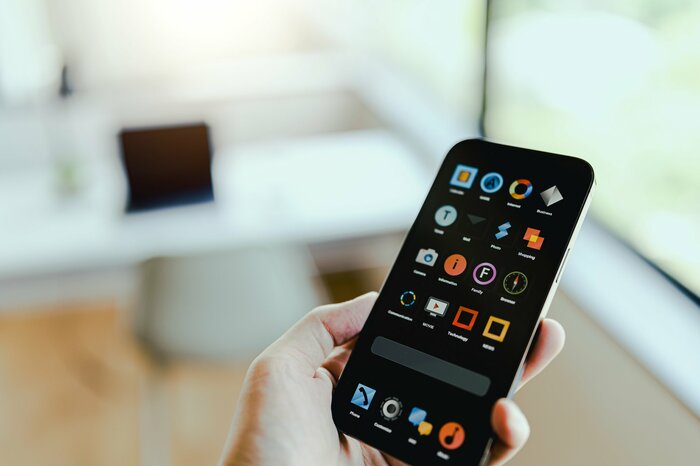1日にどのくらいスマホを見ている?(画像:イメージ)