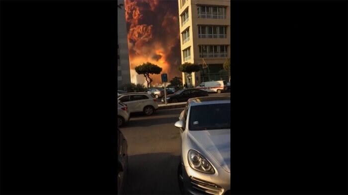 レバノン大爆発 危険物質を押収、放置か
