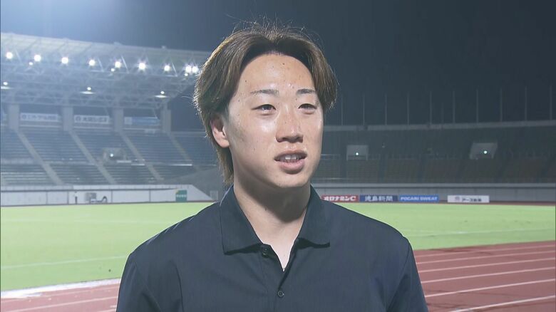【コンサドーレ】「あれは“スーパーなヘディングシュート”だった」柴田監督1トップ起用の白井陽斗が2試合連続ゴール…「監督の目指すサッカーを理解してきた」徳島1-2札幌｜FNNプライムオンライン