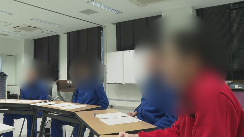 【直撃】特殊詐欺に加担した少年「誰が死んでもどうでもいいと…」犯罪に手を染めた背景にあった“家庭環境”や“虚栄心”…詐欺グループへの恐怖心で抜け出せず 少年院で気付いた思い｜FNNプライムオンライン
