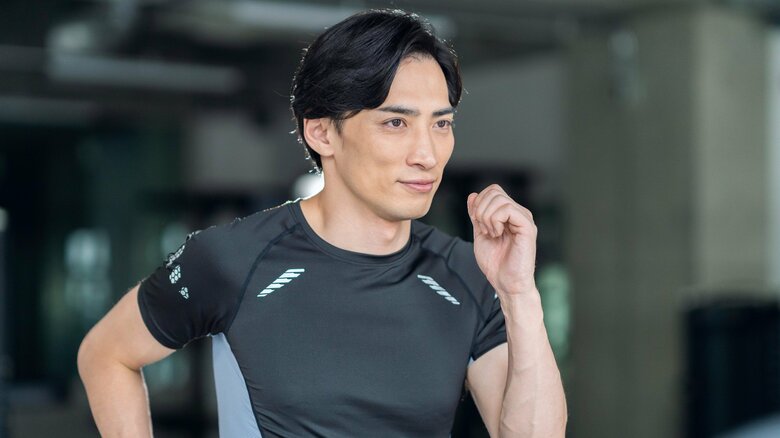 仕事帰りにジムへ行くならその前に食事を！ただし筋トレをする場合は要注意。内科医が教える運動するときの食事のタイミング｜FNNプライムオンライン