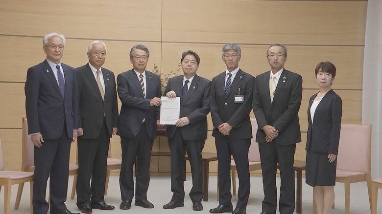 「目に見える進展ない」新潟県の市町村長“拉致問題の早期解決”を要望 林官房長官「北朝鮮への働きかけ一層強めていく」｜FNNプライムオンライン