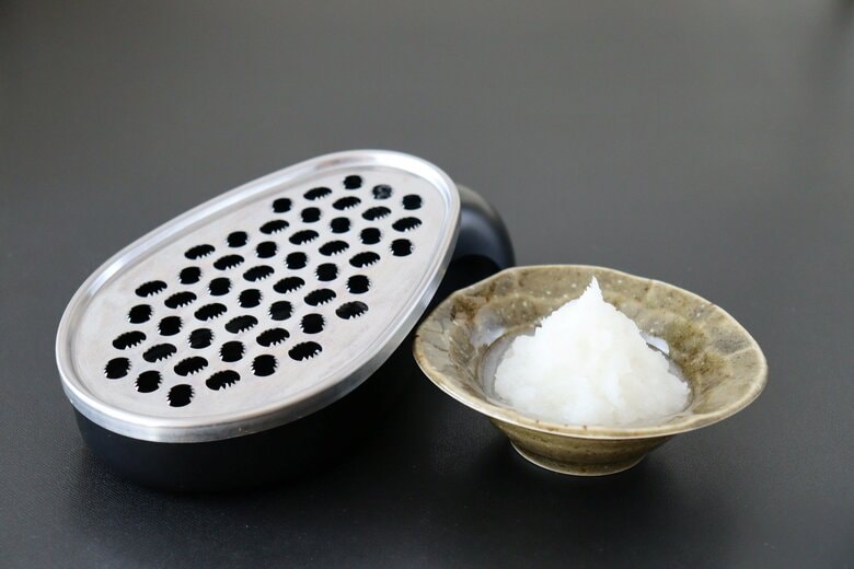 軽い力でおろせるおろし金が便利