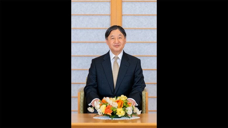 16日 御所･小広間（宮内庁提供）