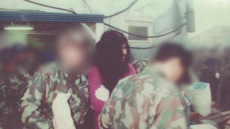 連行される松本智津夫元死刑囚