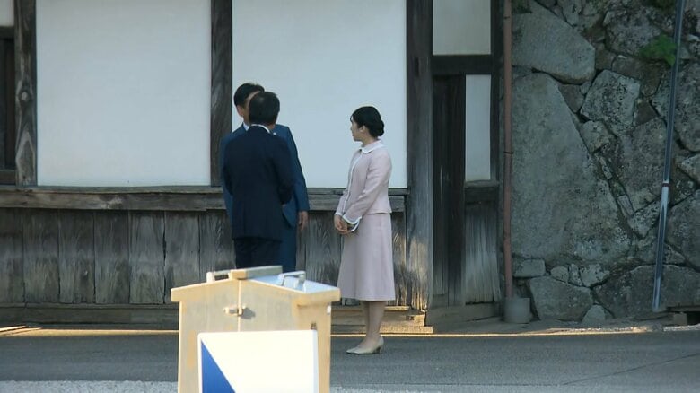 初の地方公務で佐賀城本丸歴史館を訪問される愛子さま　2024年10月11日

