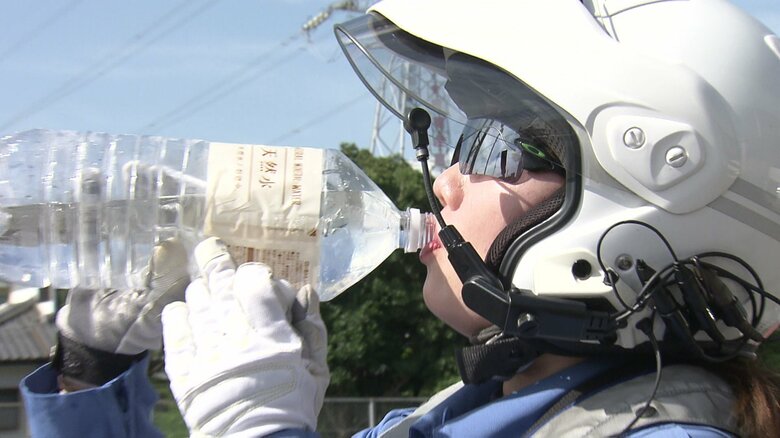 2Lのペットボトルで水分補給