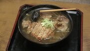 62年作り続ける“父の味”を継承へ　行列ができる秋田・にかほ市の老舗「園食堂」　一人娘が肉タンメンを冷凍・袋麺で全国に広げる挑戦