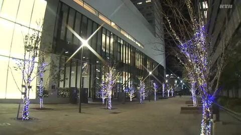 スタジアムシティへ続く“Vロード”にイルミネーション点灯 「Ｖ長崎」「長崎ヴェルカ」の応援気運を