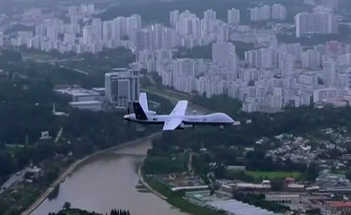 北朝鮮のセッビョル-9無人機。外形はアメリカのMQ-9リーパー無人機に似ている。