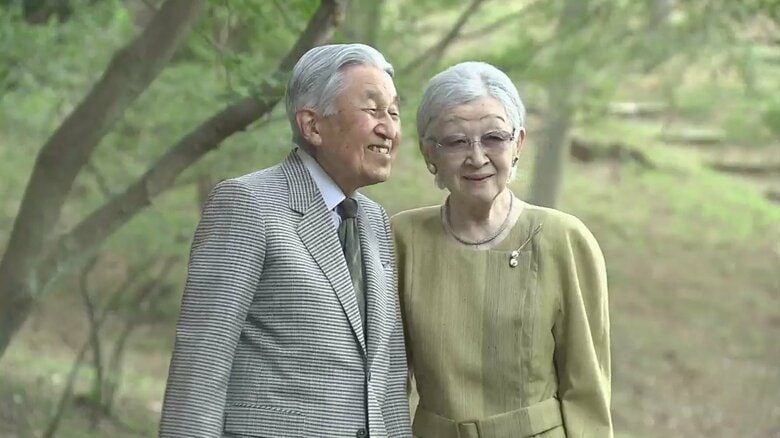上皇后・美智子さま89歳に　両陛下がお祝いの挨拶へ　愛子さまは淡いサーモンピンクの装いに柔らかな笑顔で｜FNNプライムオンライン