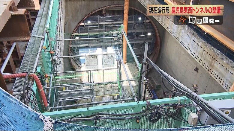 シールドマシンの部品を降ろし本体を組み立てる