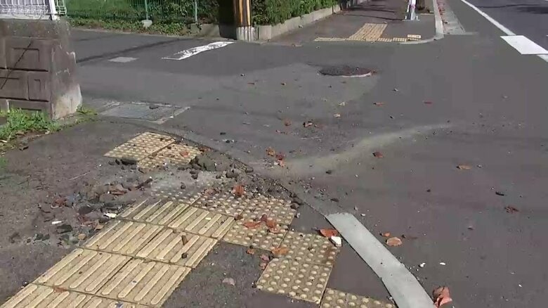 点字ブロックなどの道路も破損