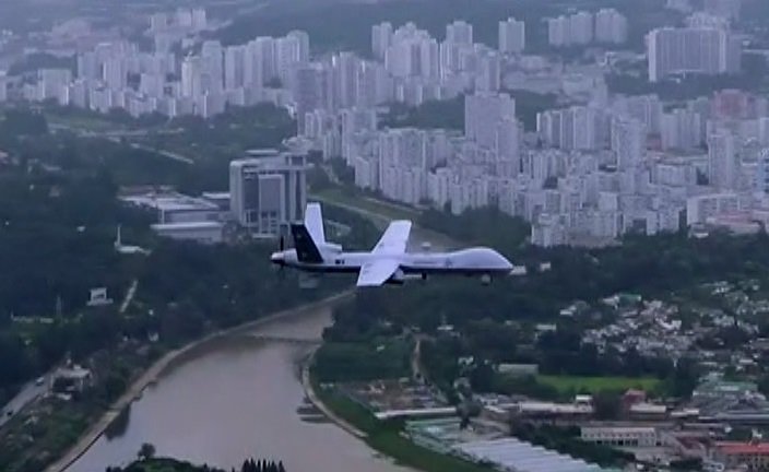 北朝鮮のセッビョル-9無人機。外形はアメリカのMQ-9リーパー無人機に似ている。