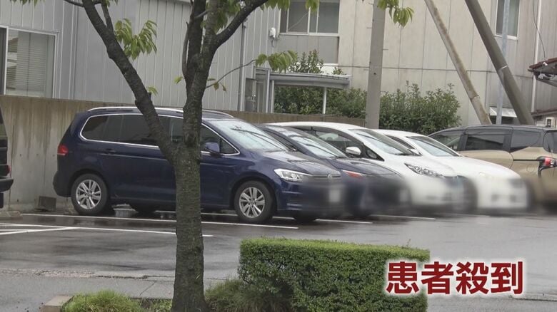 お盆の8月15日に診察していた小川医院には患者が殺到