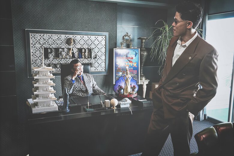 上林組組長の上林成浩（鈴木亮平） ©2021｢孤狼の血 LEVEL2｣製作委員会