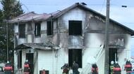 【住宅火災で1人死亡】木造2階建て住宅が全焼～焼け跡から性別不明の遺体発見…この家に住む70代男性か～警察が身元確認急ぐ〈北海道深川市〉