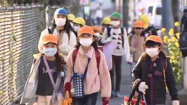 一部で学校が再開 「6年生は最後の4日間大切に」…喜びの声の一方で感染拡大による休校継続も