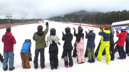 別れを惜しむ人々の感謝あふれる…“街のスキー場”最後の日 地元の人は「さよなら」でなく「ありがとう」【岐阜発】