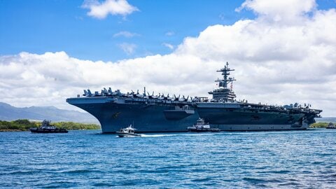 アメリカ軍が中東に空母1隻を追加派遣へ　最大1万人規模の兵力増強　アメリカ紙報道