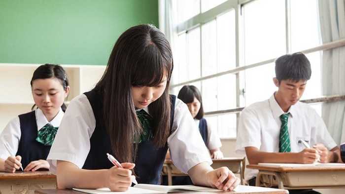 学校だけでは不十分。「教育改革」は企業が変わらずして実現できない。