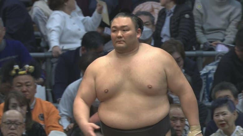 朝乃山、千代翔馬を下して星を五分に戻す　朝乃山らしさが光る相撲で2勝目【大相撲春場所 4日目結果】｜FNNプライムオンライン