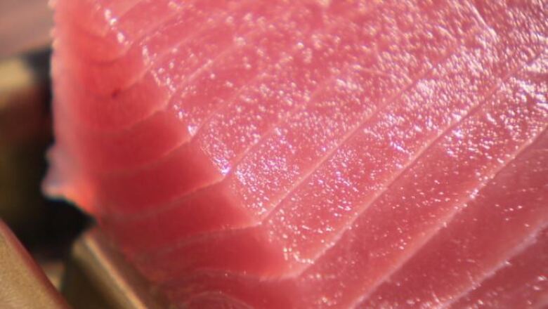 “生マグロ”を「特急くろしお」で運べ！　新鮮マグロを「鉄路」で直送…そして“解体ショー” JR大阪駅に直結する百貨店が企画｜FNNプライムオンライン