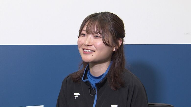 球団初の女性通訳 佐久間しんじゅさん