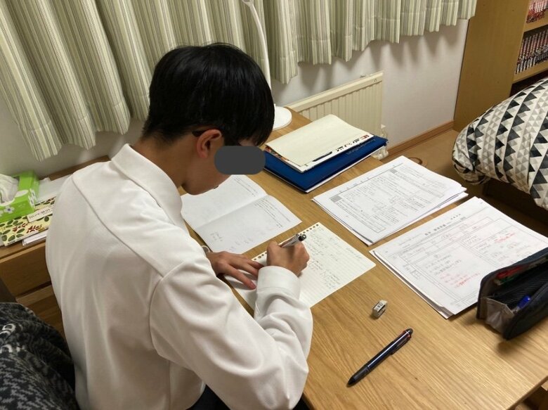 キャラクター弁当を作った高校生の兄（提供：かとちゃん）