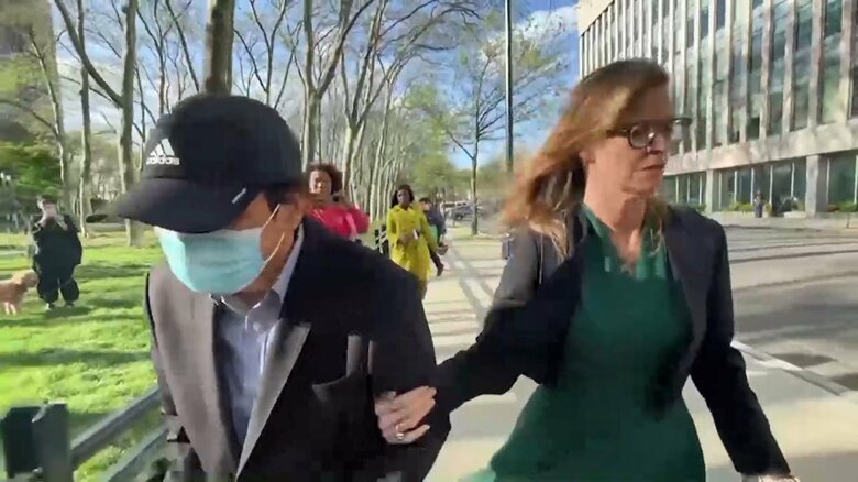 ニューヨークでFBIに逮捕された中国秘密警察の男