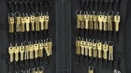 千葉の入浴施設でロッカー物色　中国籍の18歳男を逮捕　複製した合鍵で金品盗もうとした疑い　合鍵170本を押収も「違います」
