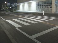 駐車場から路上に出る際に男性を車ではねて逃走か 75歳女逮捕「事故を起こした事が納得できない」と否認