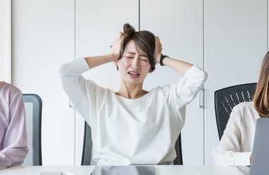 不快なものから目を背けるだけでOK!? シチュエーション別“イライラ”の解消法