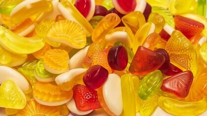 普段、グミを食べる人は54% グミを食べると「ちょっとした気分転換」に
