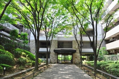 一般的な広さ、スペックの住戸も「億ション」と呼ばれる時代に。都心5区億ション供給動向を調査