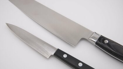 包丁マイスターに聞く「基本の1本」と料理の幅を広げる「2本目」の選び方。価格帯で何が変わるのかも解説