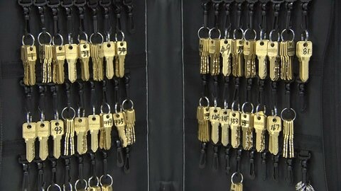 千葉の入浴施設でロッカー物色　中国籍の18歳男を逮捕　複製した合鍵で金品盗もうとした疑い　合鍵170本を押収も「違います」