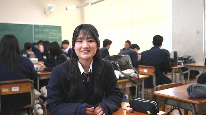 校長公認でアイドル活動をする生徒