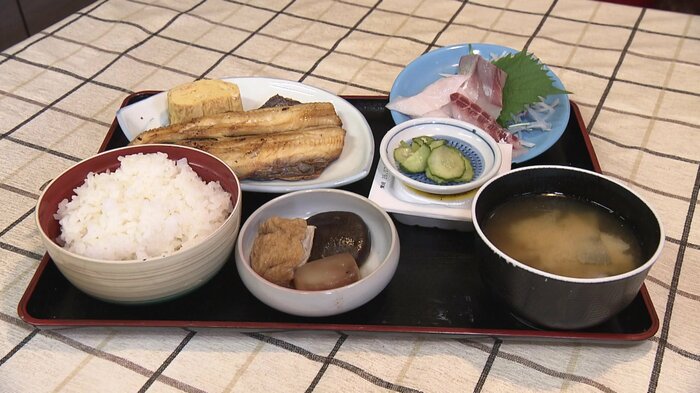 朝定食は1000円！
