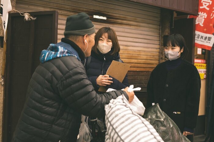 以前は高齢男性が主な支援対象だった