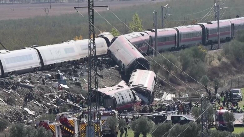 68人死亡のスペイン高速列車衝突、1月にも同じ路線で46人死亡の事故 乗客名簿に2人の日本人“実際に乗っていたか含め確認”|FNNプライムオンライン