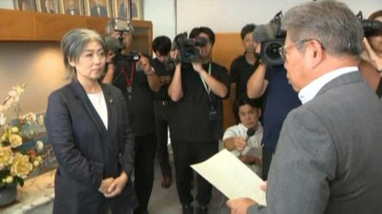 疑惑の“卒業証書”提出を求め議長が通知　田久保市長の学歴詐称めぐり百条委員会始まる　正当な理由なく拒んだ時には刑事罰　上申書と共に検察へ提出方針も委員会が先手　市長の対応に注目集まる｜FNNプライムオンライン