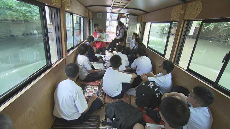 去年は“鮎”を確認…中学生が名古屋を流れる堀川について屋形船に乗って学ぶ「ウナギがいたのは驚いた」｜FNNプライムオンライン
