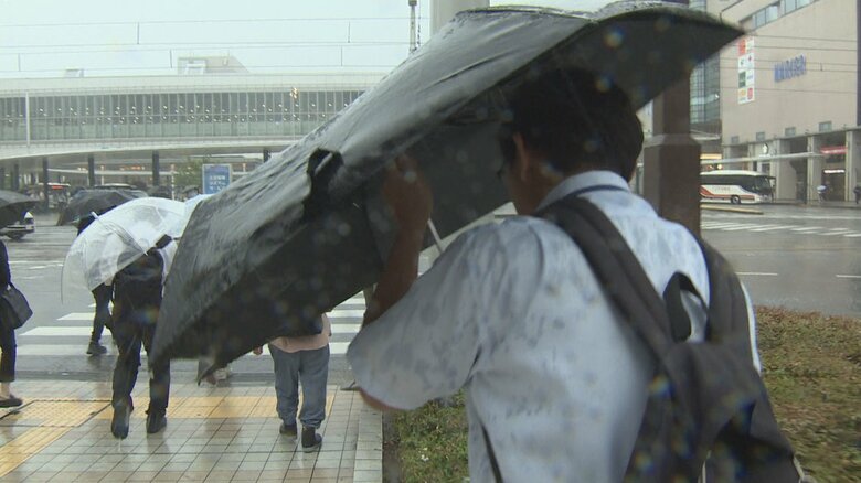 富山県内に土砂災害警戒情報 - 小矢部川「氾濫危険水位」超え　北陸新幹線など交通機関にも影響大｜FNNプライムオンライン