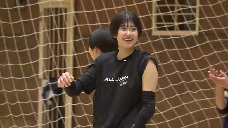 ミドルブロッカーの佐藤愛羽選手