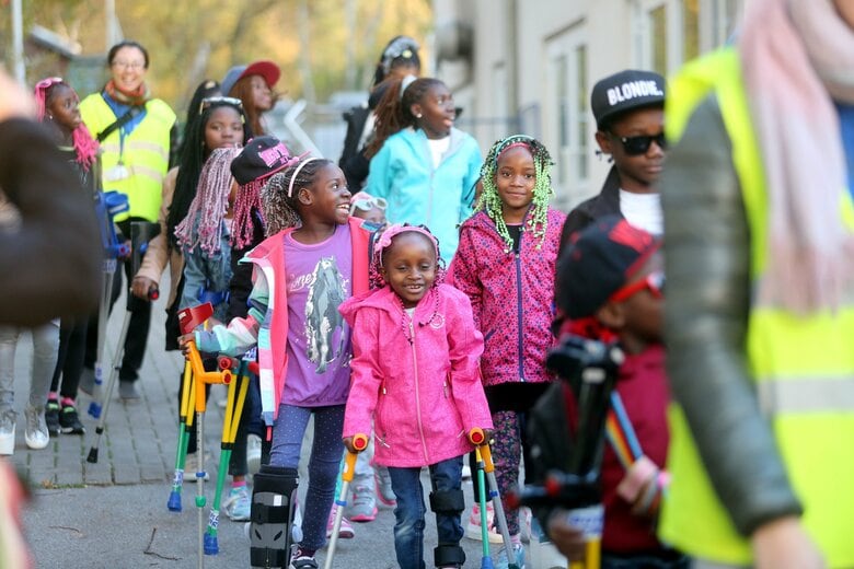子どもたちはやがて”平和の大使”となって帰国する
