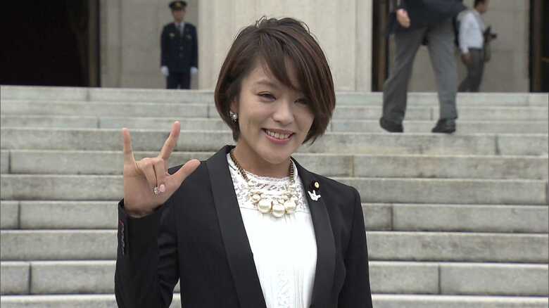 初登院した今井絵理子氏（2016年7月）