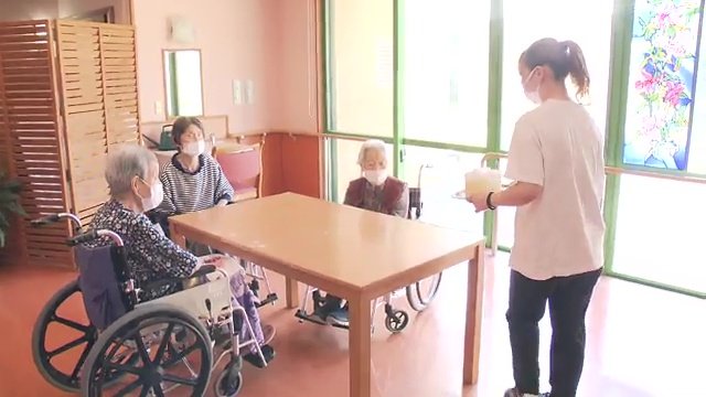 勤務時間が長いイメージの介護業界でなぜ？