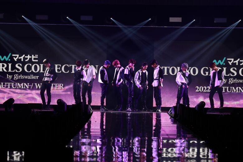 (c) マイナビ TOKYO GIRLS COLLECTION 2022 AUTUMN/WINTER